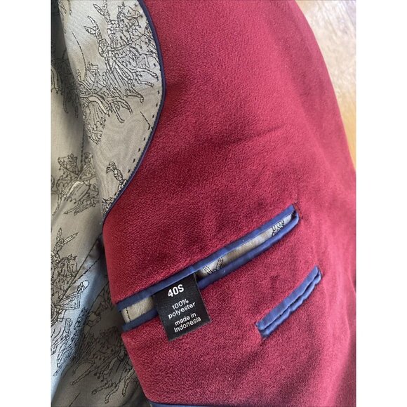 Bar III Men’s Red Velvet Slim Fit Tuxedo Blazer 40S - Picture 3 of 4